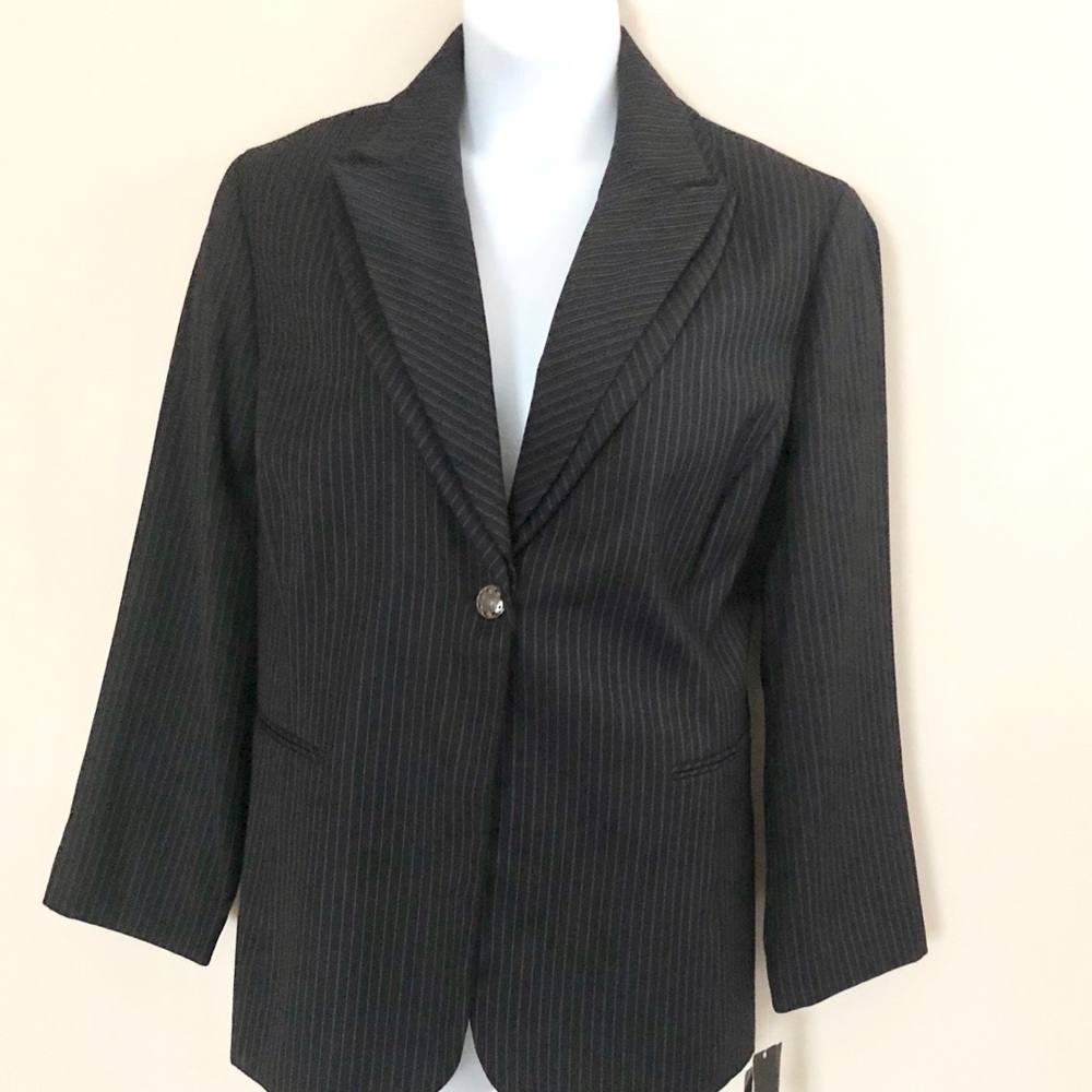 Navy pinstripe blazer new with tags